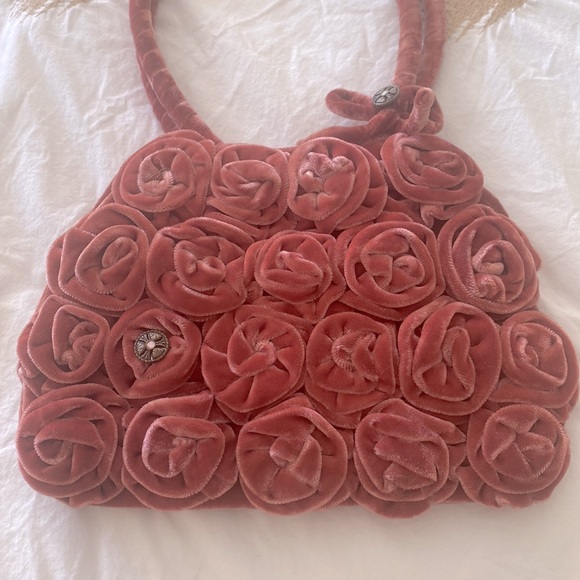 Vintage inspired handbag. - Picture 4 of 6